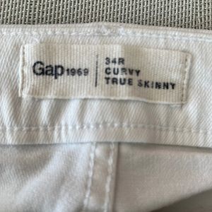 Gap Very Stretch White Jeans